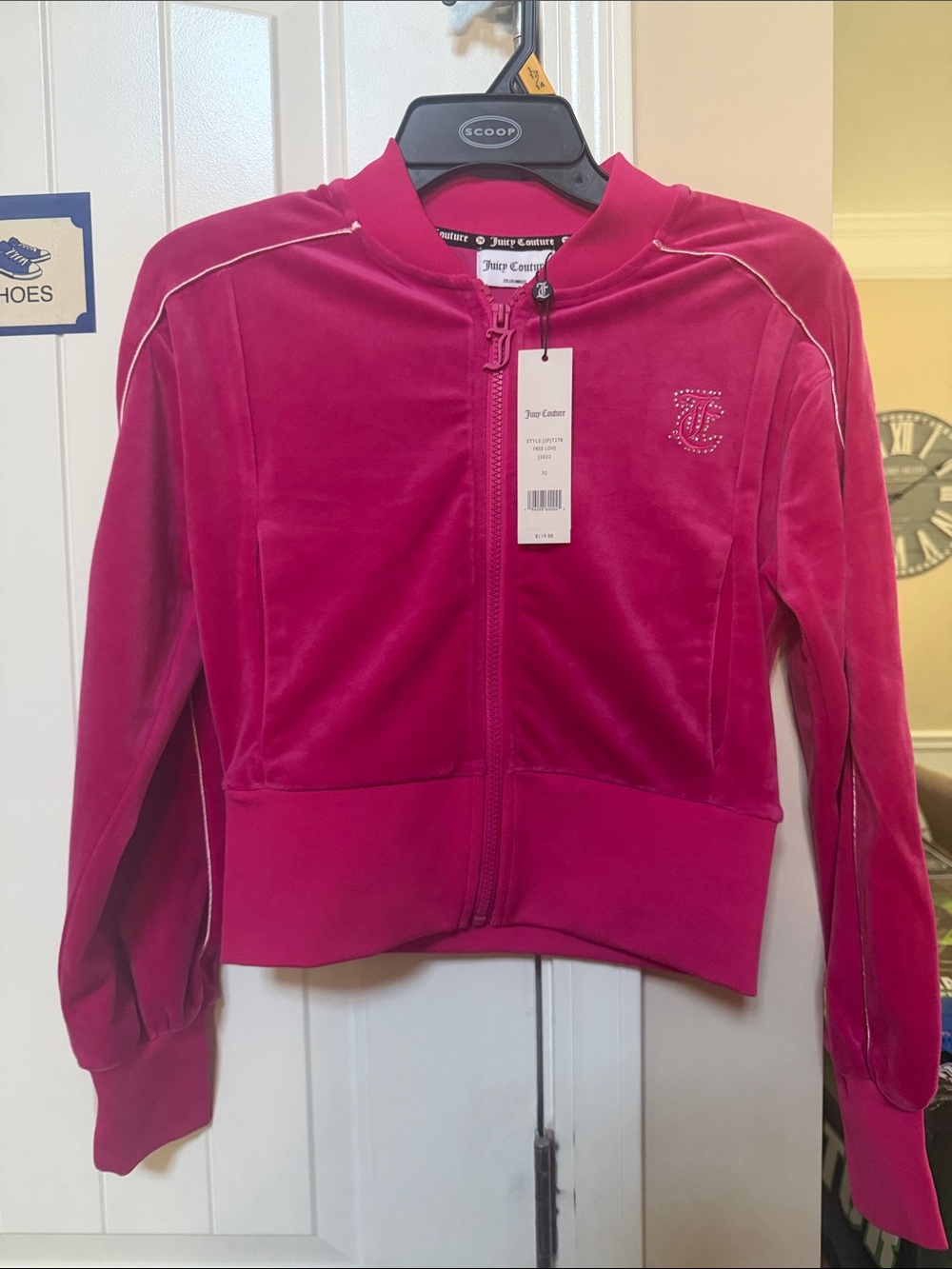 NWT Juicy Couture Free Love Fuschia pink Velour Velvet Bomber jacket Size XS